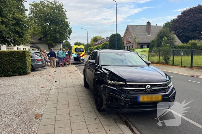 forse aanrijding met meerdere voertuigen