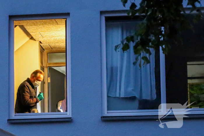 Explosie bij woning in appartementencomplex