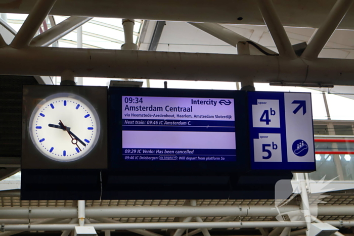 Defecte bovenleiding leidt tot grote vertragingen