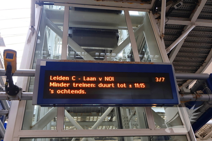 Defecte bovenleiding leidt tot grote vertragingen