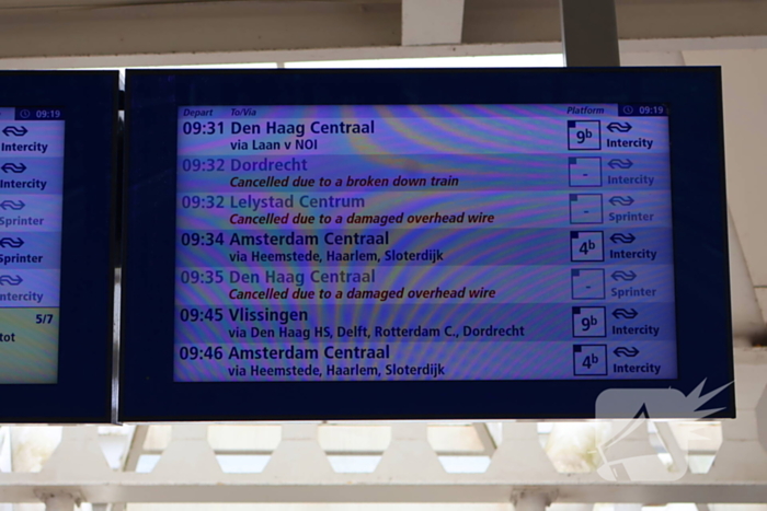 Defecte bovenleiding leidt tot grote vertragingen