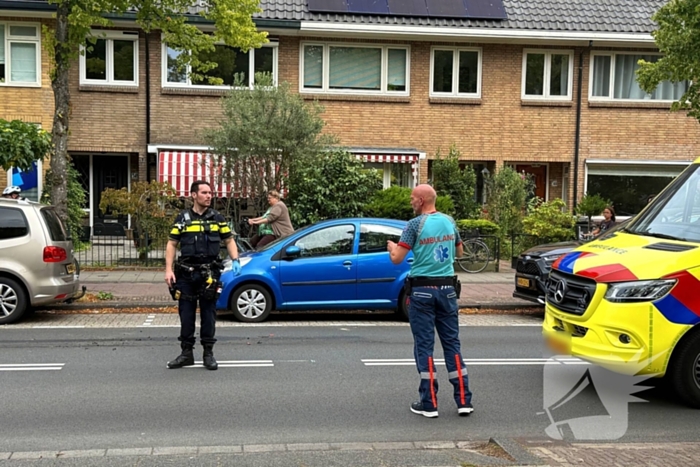 Aanrijding met letsel tussen auto en bestelbus