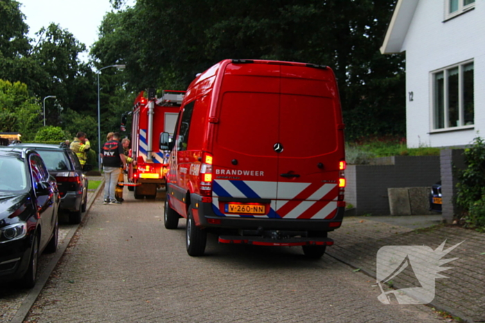 Brandweer zet ventilatie in na woningbrand