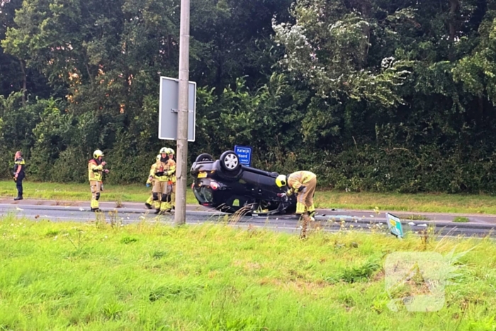 Auto uit de bocht bij ongeval