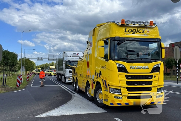Vrachtwagen met pech veroorzaakt lange file