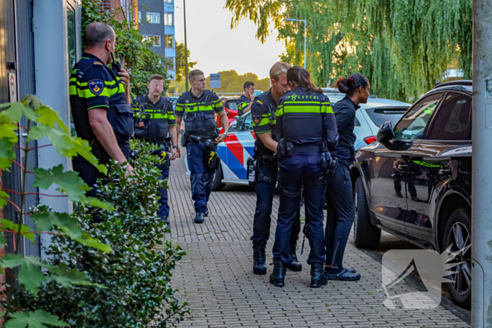 Politie grijpt in bij jongerenruzie