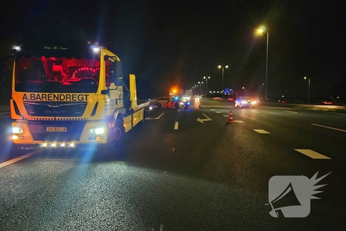 Felle brand in bakwagen op snelweg