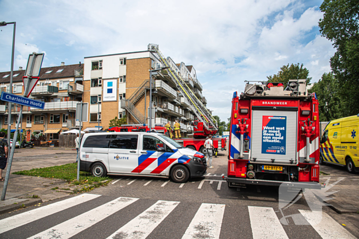 Woningbrand met grote schade na uitslaande brand