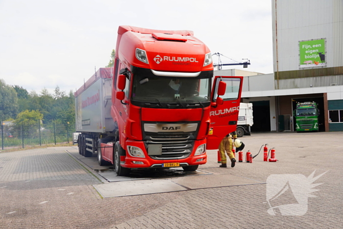 Brand in vrachtwagen snel aangepakt