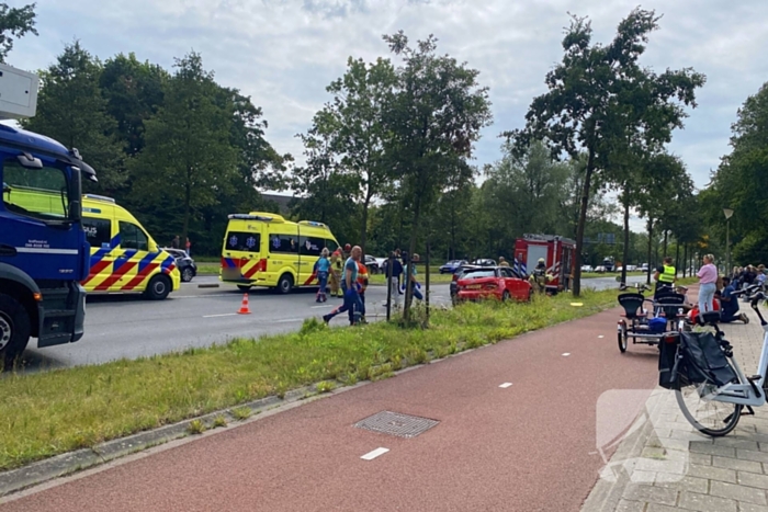 Brandweer bevrijdt aangeslagen bestuurder