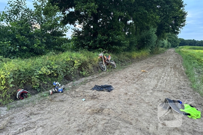 Jongeman gewond bij ongeval met crossmotor