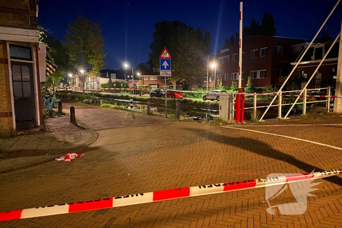 Voordeur beschadigd door explosie