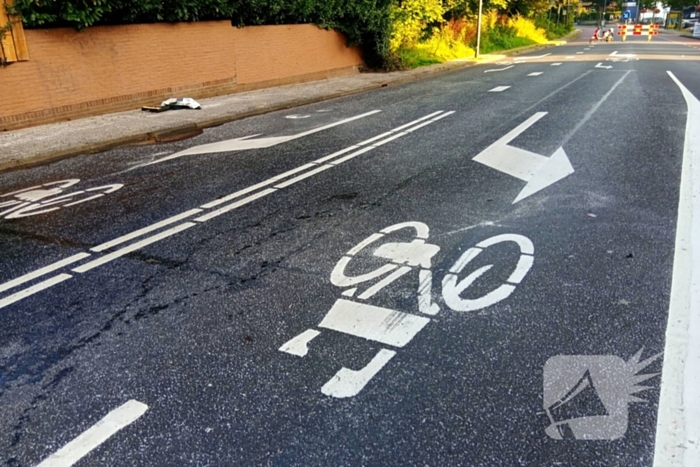 Flinke vlammen bij brand in conifeer