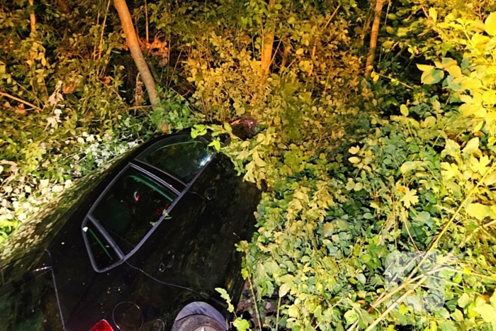 Achtervolging eindigt met schade aan voertuig