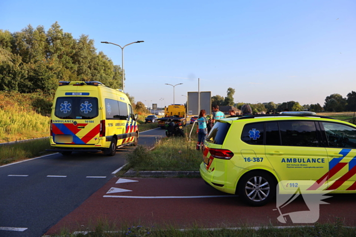 Ongeval tussen motorrijder en fietser leidt tot verwondingen