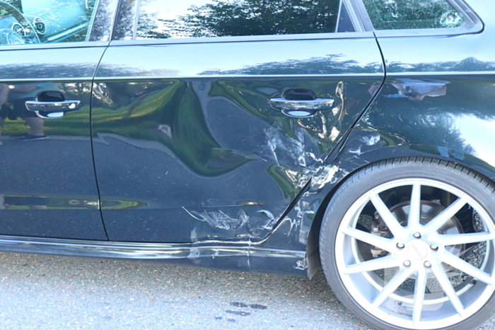 Scooterrijder gewond bij aanrijding met auto