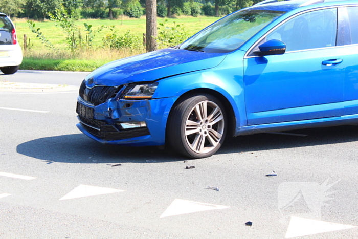 Verkeersbord geraakt door ongeluk