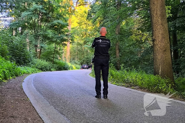 Fietser gewond bij botsing, politie verricht onderzoek