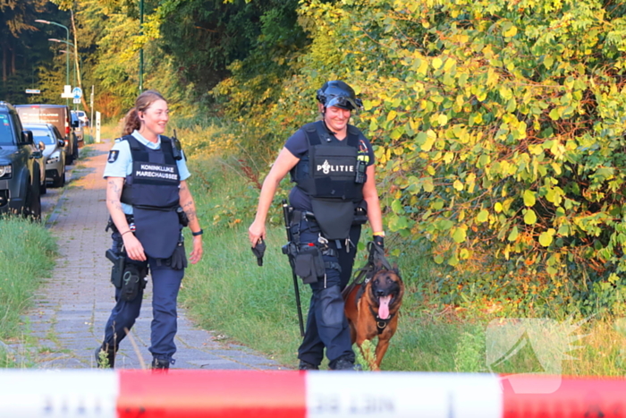 Grootschalige zoekactie met speurhond