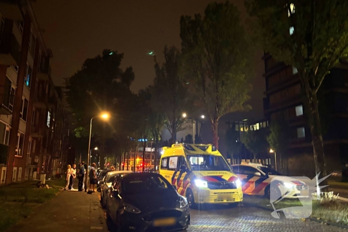 Scooter en longboard botsen