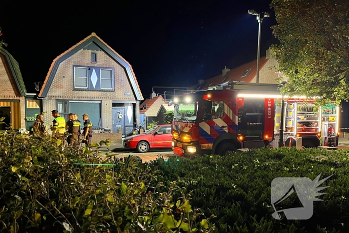 Brandweer schaalt op bij schuurbrand in nachtelijke uren
