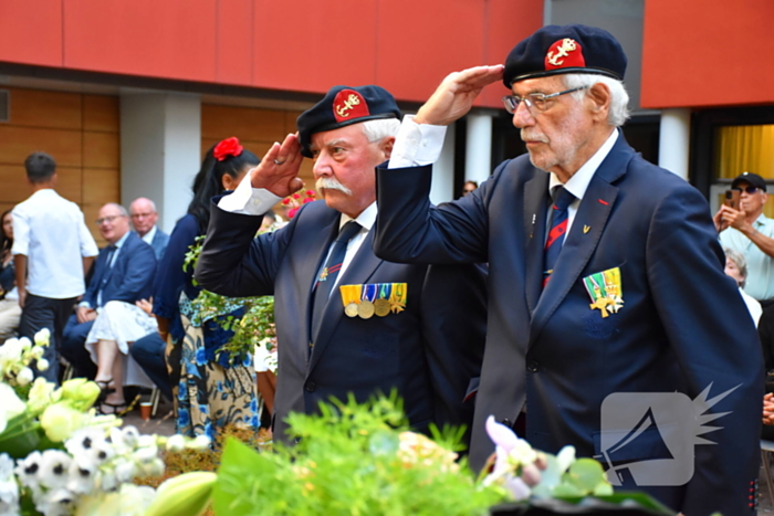 Jaarlijkse herdenking trekt honderden bezoekers