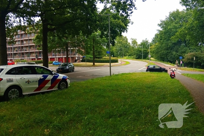 Ongeval tussen twee personenauto's door voorrangsfout