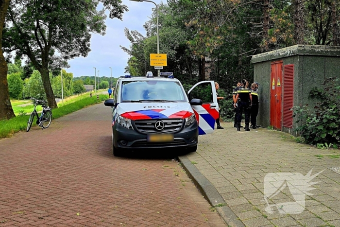 Persoon aangehouden na poging auto inbraak