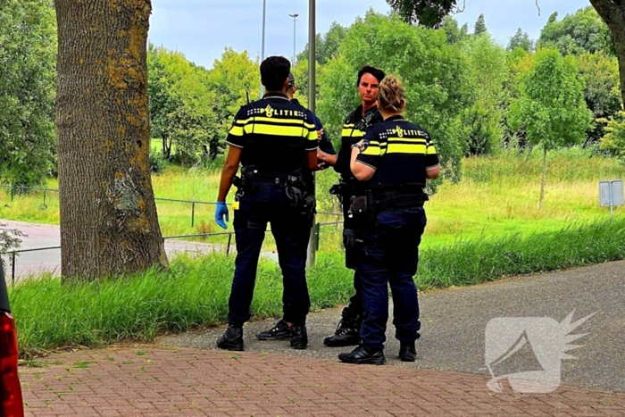 Persoon aangehouden na poging auto inbraak