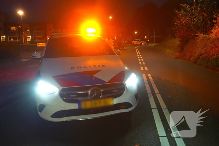 Scooterrijder onderuit in bocht