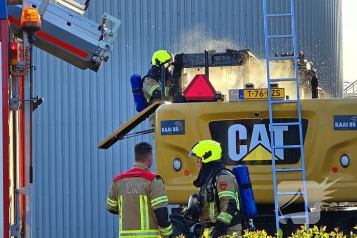 Brand in landbouwvoertuig snel geblust