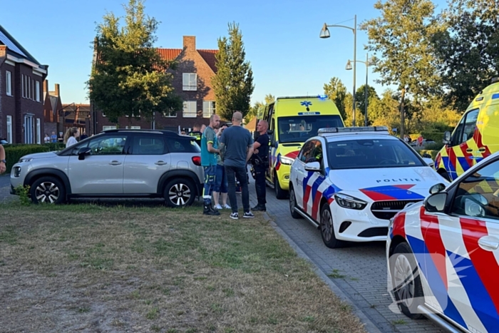 Zwaargewonde bij ongeval met crosbrommertje