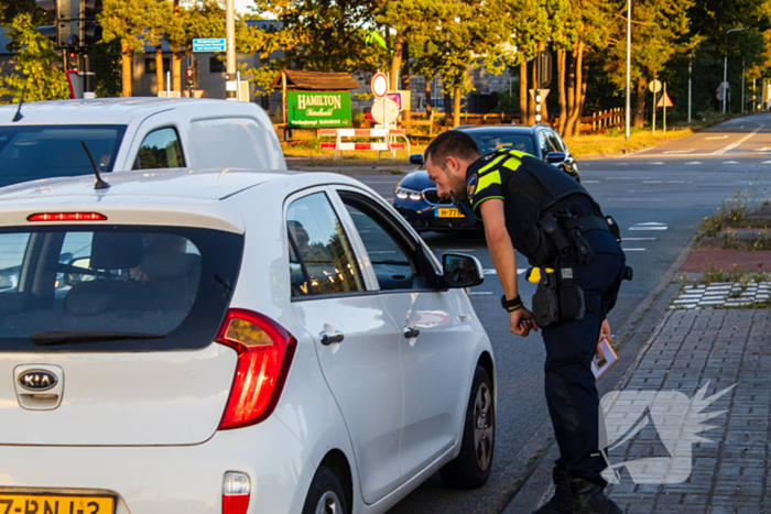 Ongeval met DHL-bus leidt tot botsing met meerdere voertuigen