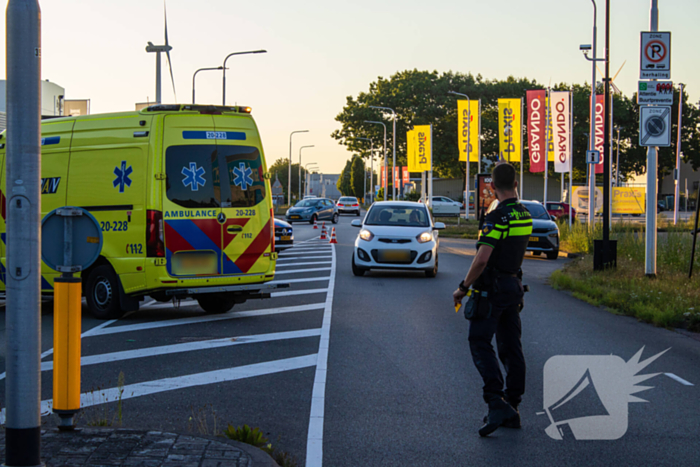 Ongeval met DHL-bus leidt tot botsing met meerdere voertuigen