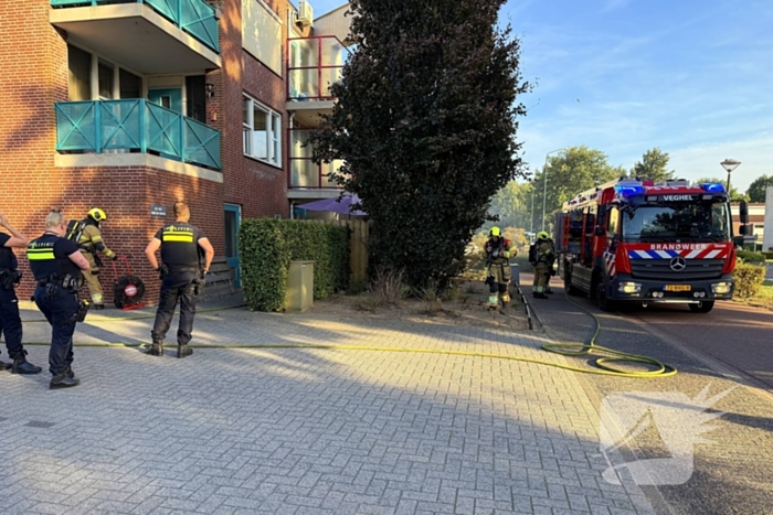 Oven in brand zorgt voor woningbrand zonder gewonden
