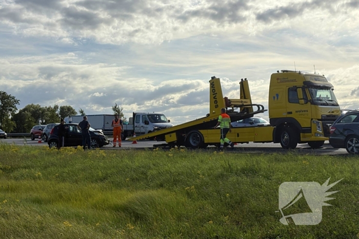 Meerdere auto's betrokken bij ernstige aanrijding