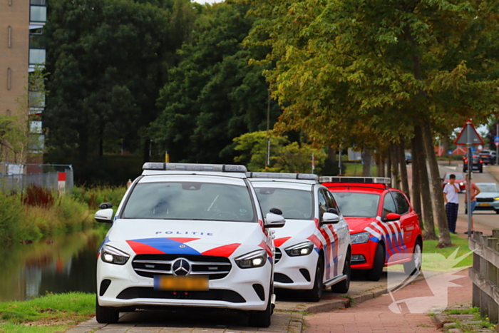 Zoekactie in water na aantreffen kinderfiets