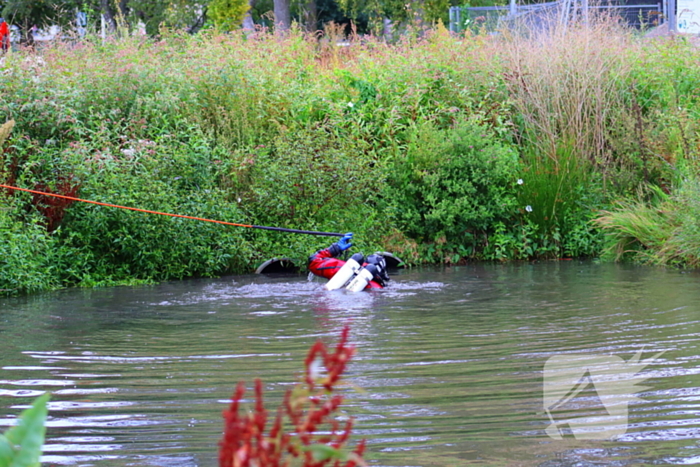 Zoekactie in water na aantreffen kinderfiets