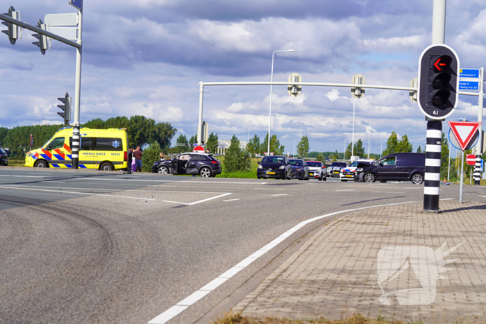 Flinke schade na botsing op kruising
