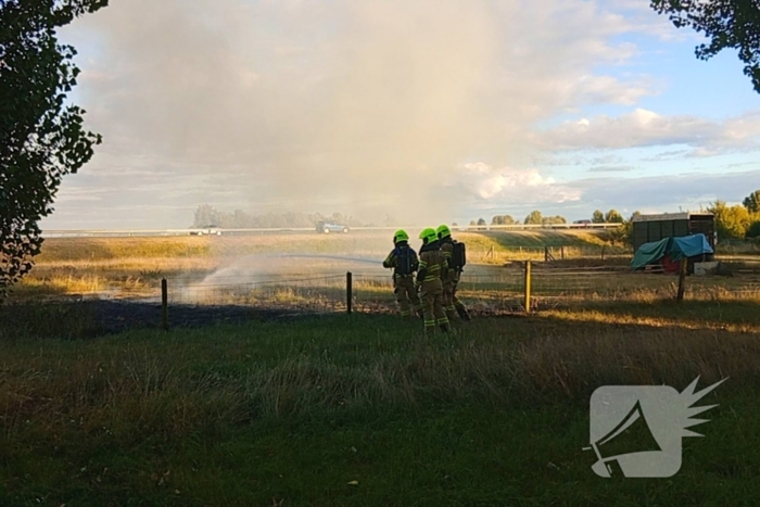 Bermbrand ontdekt vanaf snelweg