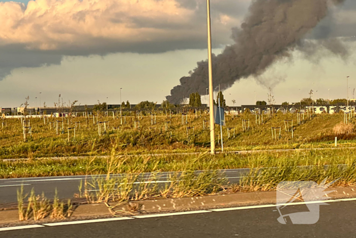 Industriebrand zorgt voor rookoverlast