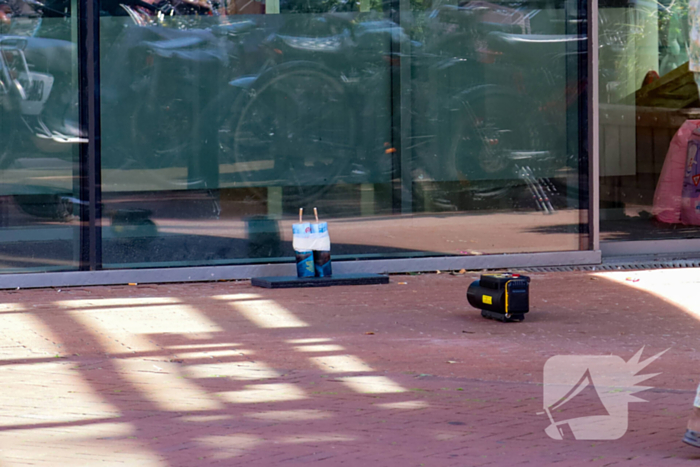 Verdacht pakketje ontdekt voor politiebureau