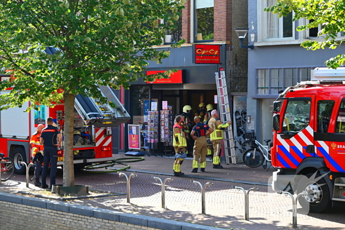 Brand vergt snelle inzet in winkel