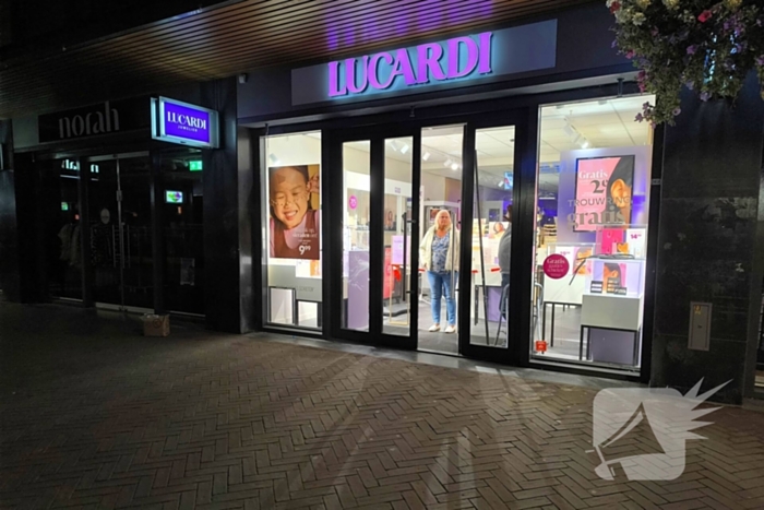 Politie onderzoekt juwelier-inbraak