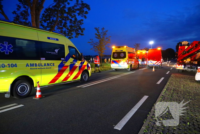 Auto ondersteboven in sloot na ongeval