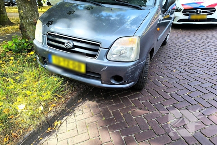 Botsing met auto breekt fietsvork