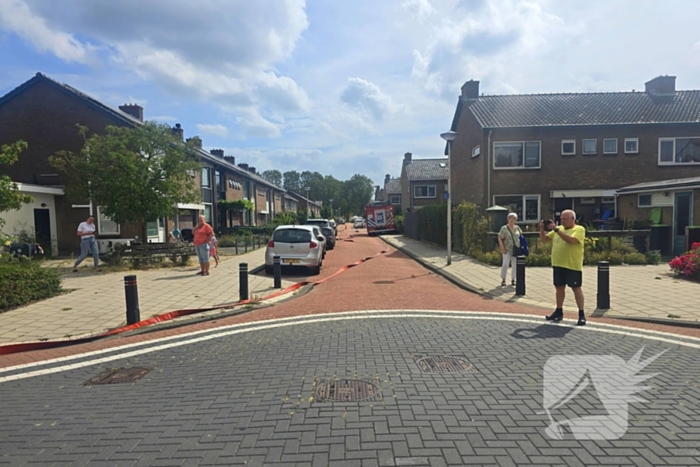 Hoogwerker ingezet bij brand