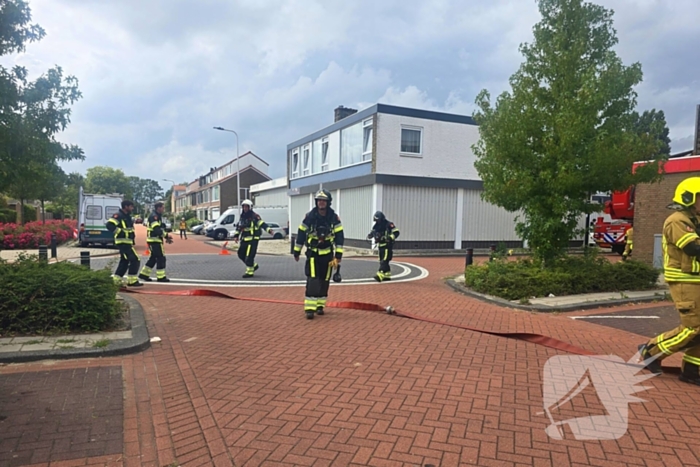 Hoogwerker ingezet bij brand