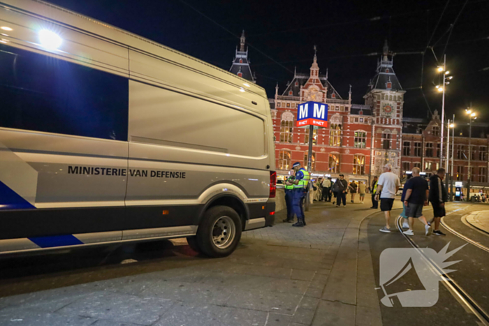 Metrostation afgesloten door verdacht pakketje