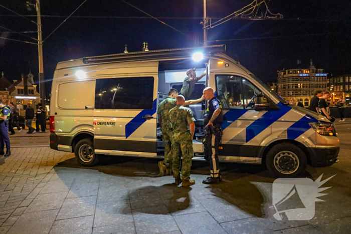 Metrostation afgesloten door verdacht pakketje
